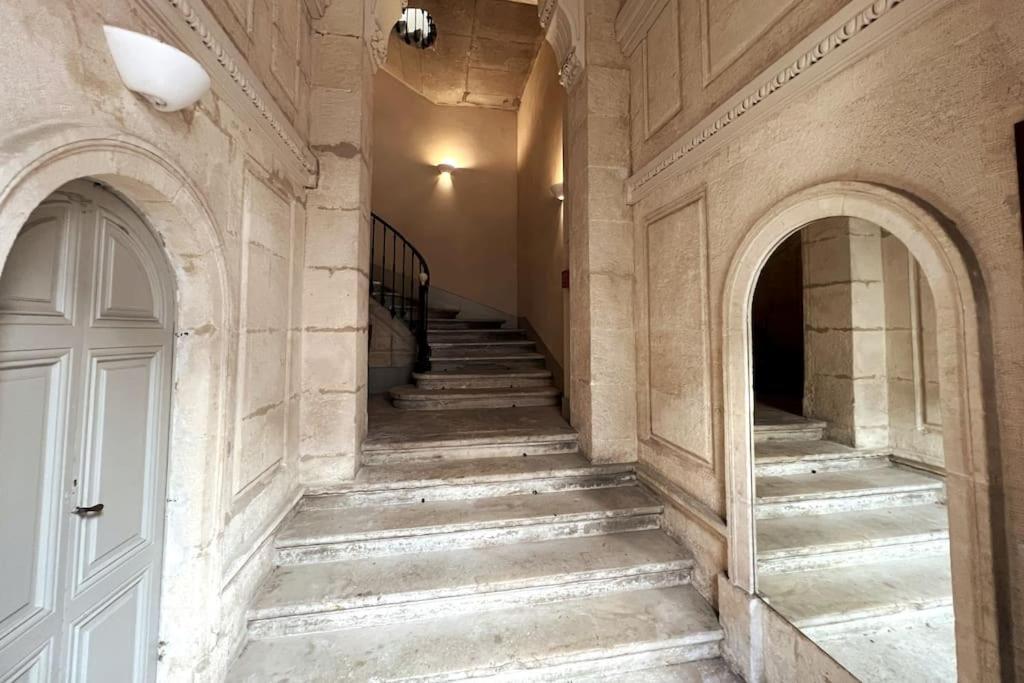 Le Vieux Sextier - Ac Clim - Lumineux - Wifi - Hypercentre Daire Avinyon Dış mekan fotoğraf